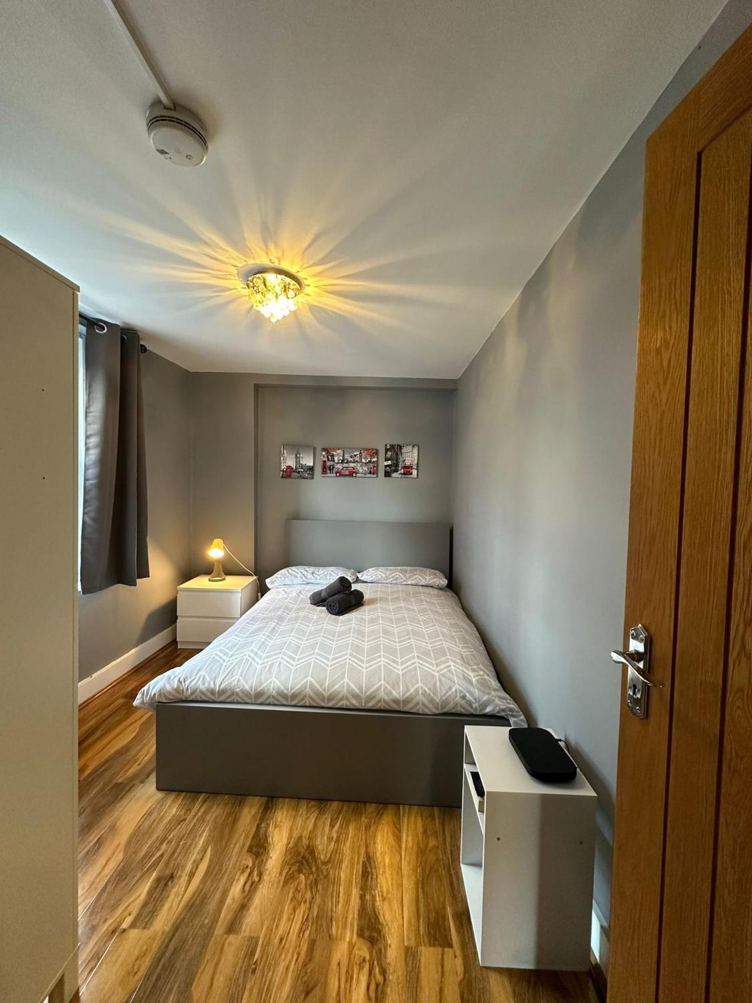 Lovely 2 Bedrooms Apartment Londres Exterior foto